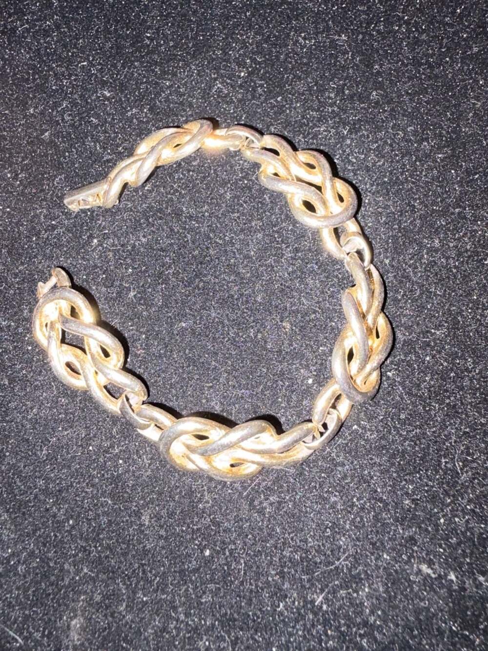 Vintage Gold Tone Interlocking Knot Link Bracelet